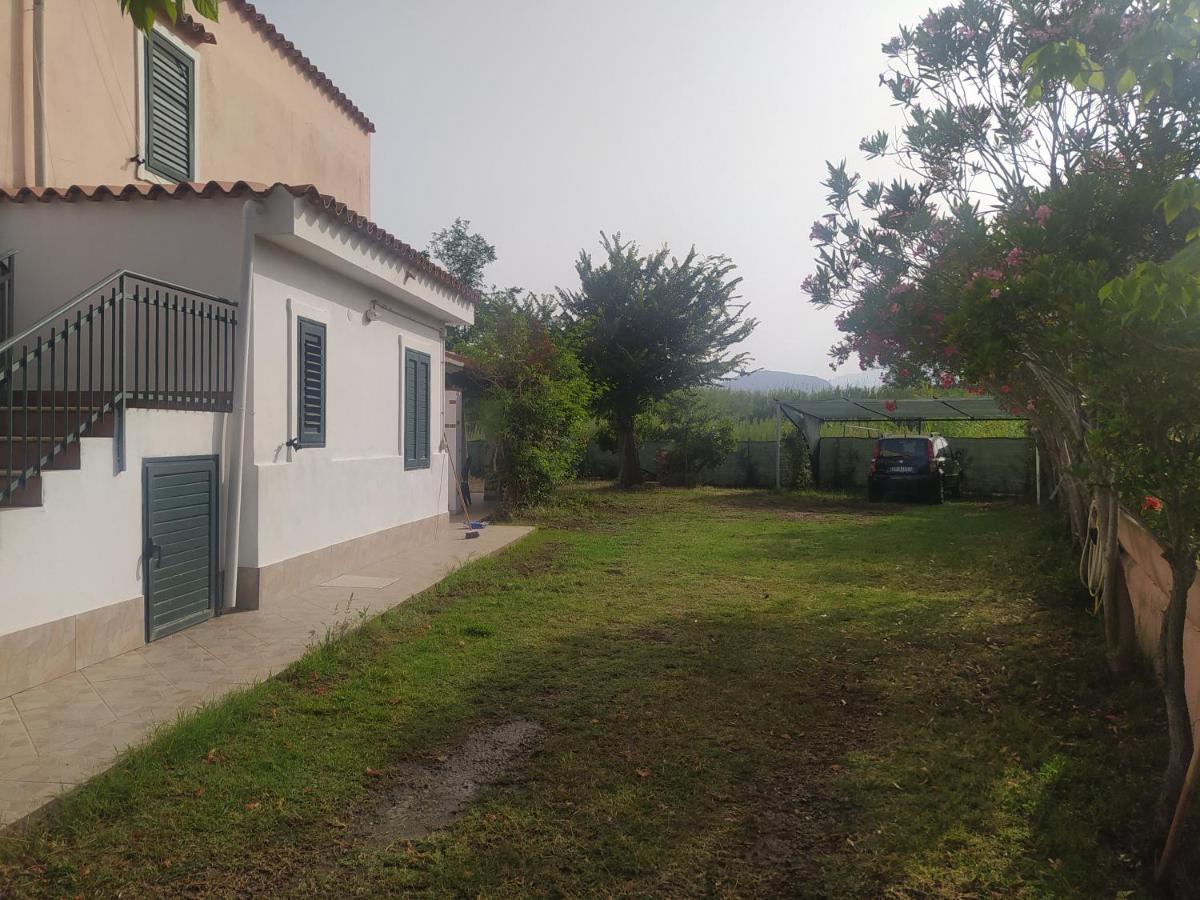 Villarosa Lotzorai Bagian luar foto